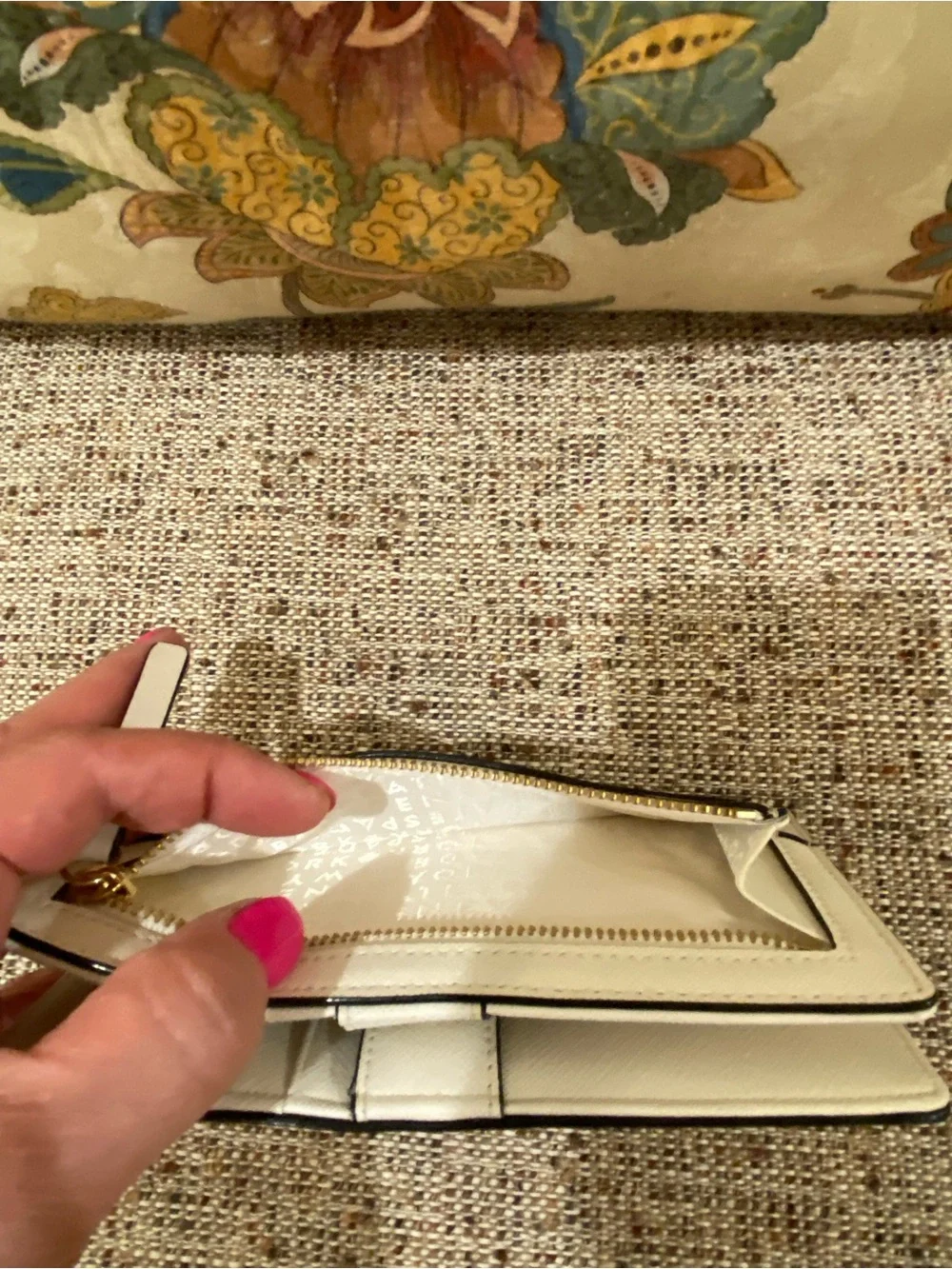 kate spade Cream and White Saffiano Leather Wallet with Gold Logo